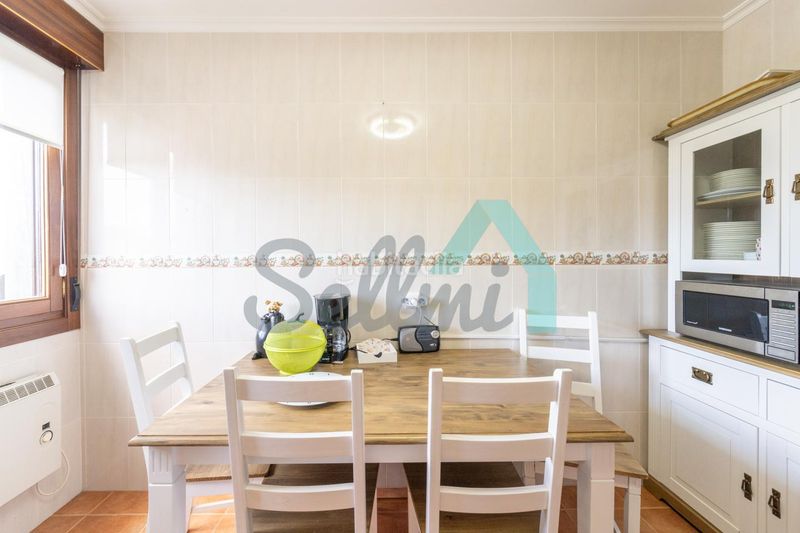 Foto 003b04db-2bd2-48ba-a6e9-d235b29e55bf. Ground floor with heating parking in Tapia de Casariego