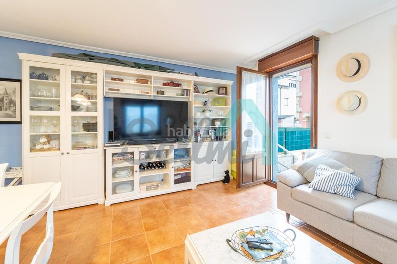Foto 0d328ce0-838d-43ed-81c6-28d4b4be1597. Ground floor with heating parking in Tapia de Casariego