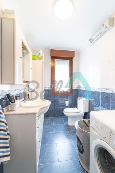 Foto 37710dc7-8f41-4206-9ab2-fe5d6f966cc9. Ground floor with heating parking in Tapia de Casariego