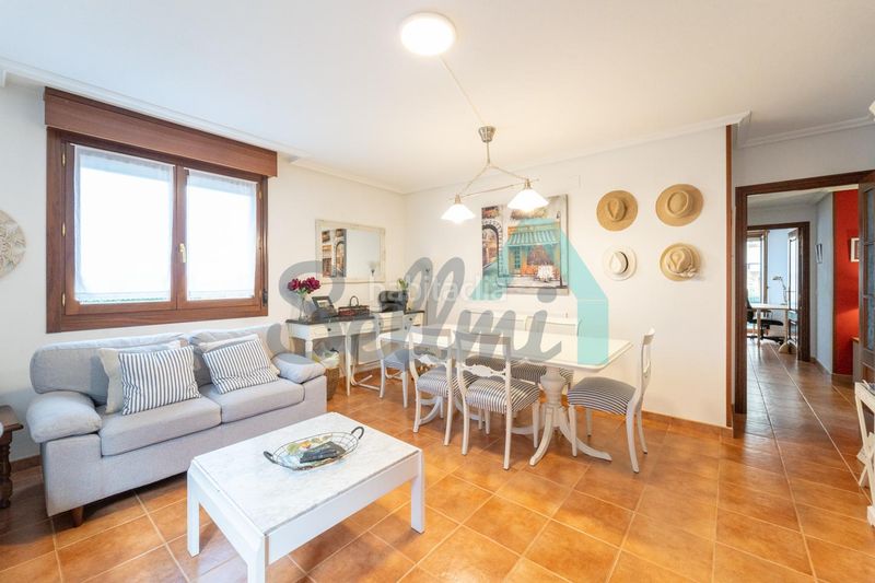 Foto 40b5e3dd-1407-48d5-9b4f-589d73fedfd2. Ground floor with heating parking in Tapia de Casariego