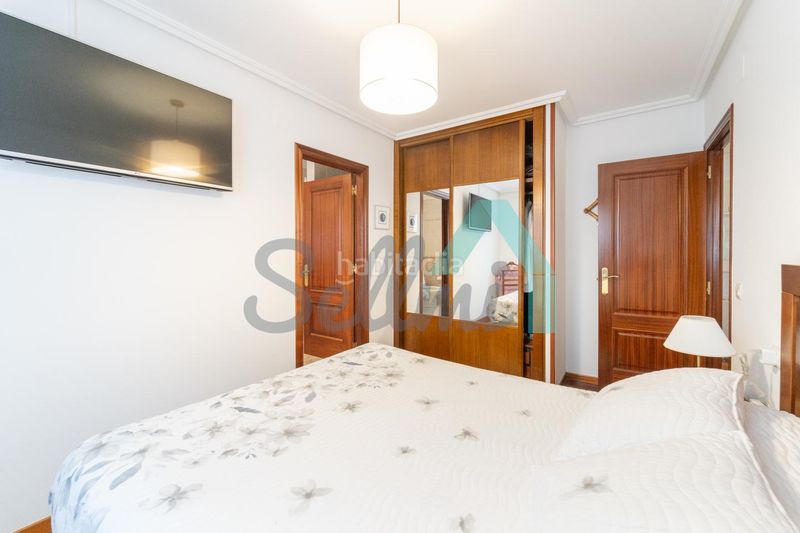 Foto 48e3ecbc-8d4c-4874-9369-3e7608634252. Ground floor with heating parking in Tapia de Casariego