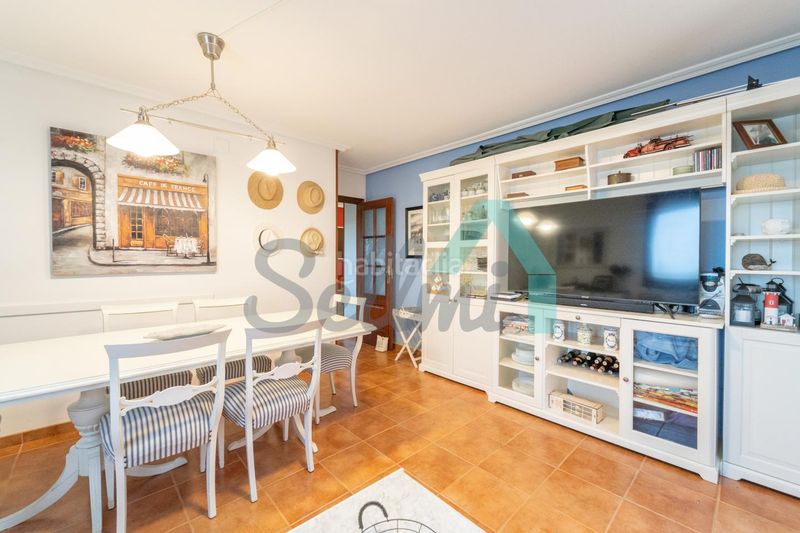 Foto 4b20c756-a532-462a-b66c-76318043914b. Ground floor with heating parking in Tapia de Casariego