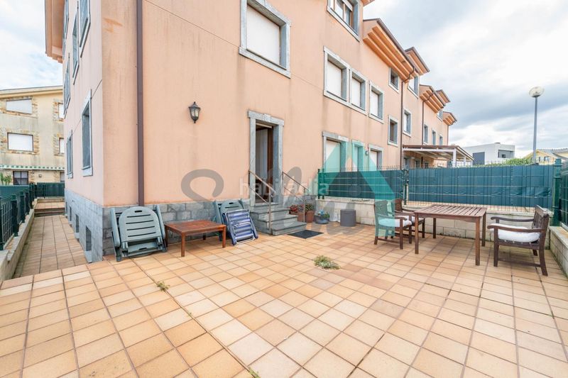 Foto a2065fcc-c9ca-44ef-b51d-e8fc2248c9c1. Ground floor with heating parking in Tapia de Casariego