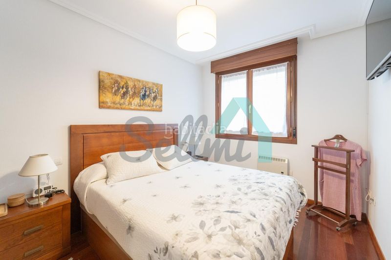 Foto aaa9c908-730f-409b-9505-fc9ba7a642c7. Ground floor with heating parking in Tapia de Casariego