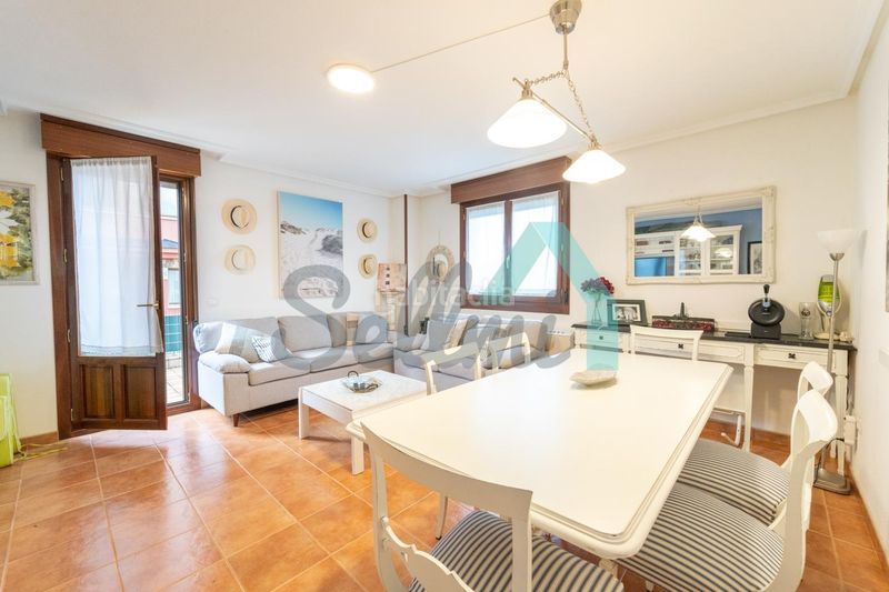 Foto d43a8ba3-cdce-40a2-aed7-42b71fc25b61. Ground floor with heating parking in Tapia de Casariego