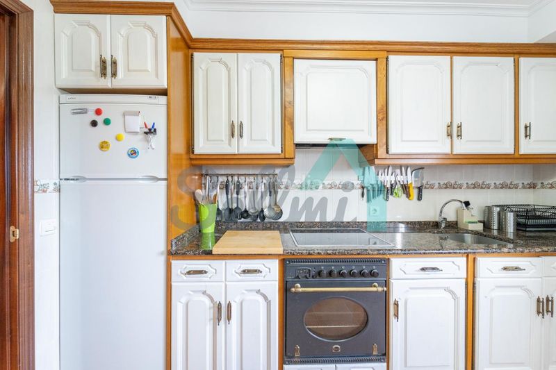 Foto e72f8aeb-ad99-4625-9877-ecd12221a6a2. Ground floor with heating parking in Tapia de Casariego