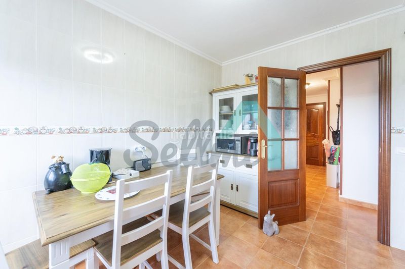 Foto f35162fc-bc6e-4de8-93f7-e34c705b886e. Ground floor with heating parking in Tapia de Casariego