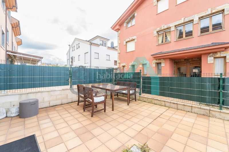 Foto f62f509a-b34e-4448-b783-9ddac616af94. Ground floor with heating parking in Tapia de Casariego