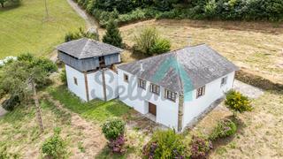 House  San pedro de paredes