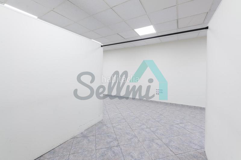 Foto 5ef6fd28-9648-48f3-b57e-1bbf824bcd69. Rent business premise in Plaza de América Oviedo