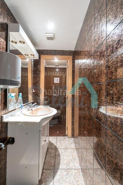 Foto 8553411b-6507-427f-ba13-0119ed310620. Rent business premise in Plaza de América Oviedo