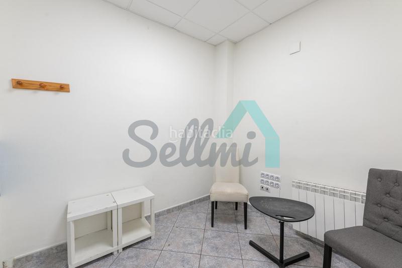 Foto c5fb1e73-f295-46b4-8e6e-56bba3de4aec. Rent business premise in Plaza de América Oviedo