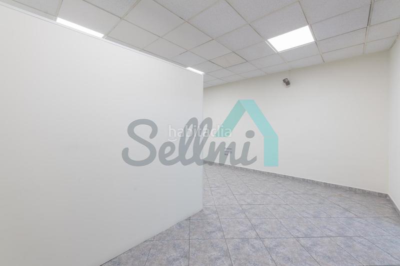 Foto 93bafcd1-22cc-4989-a2c8-44629ee6204b. Lloguer local comercial a Plaza de América Oviedo