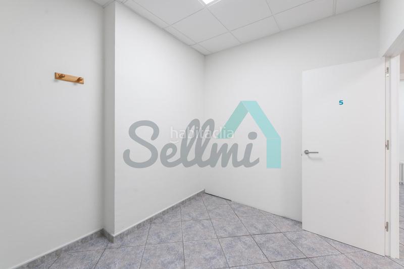 Foto d0e90efb-e3d9-4901-9c48-d76f8d693ab6. Location local commercial dans Plaza de América Oviedo