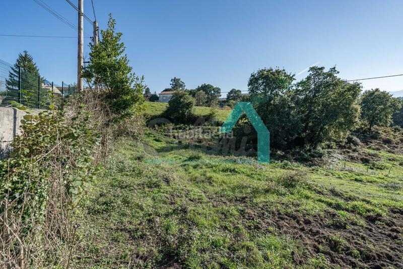 Foto 34f78deb-432b-4b3c-9756-8dbd539cbd25. Terrain résidentiel dans Parroquias Sur - La Manjoya Oviedo