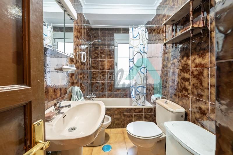 Foto 41df1d49-d51e-4b86-8e3f-45b11eeed25c. Location appartement avec chauffage dans Ciudad Naranco - Prados de La Fuente Oviedo