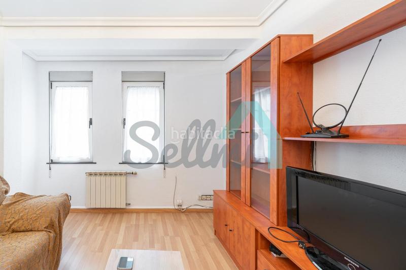 Foto 4ba52d00-dea6-48af-9b86-dbc2450a82ae. Rent flat with heating in Ciudad Naranco - Prados de La Fuente Oviedo