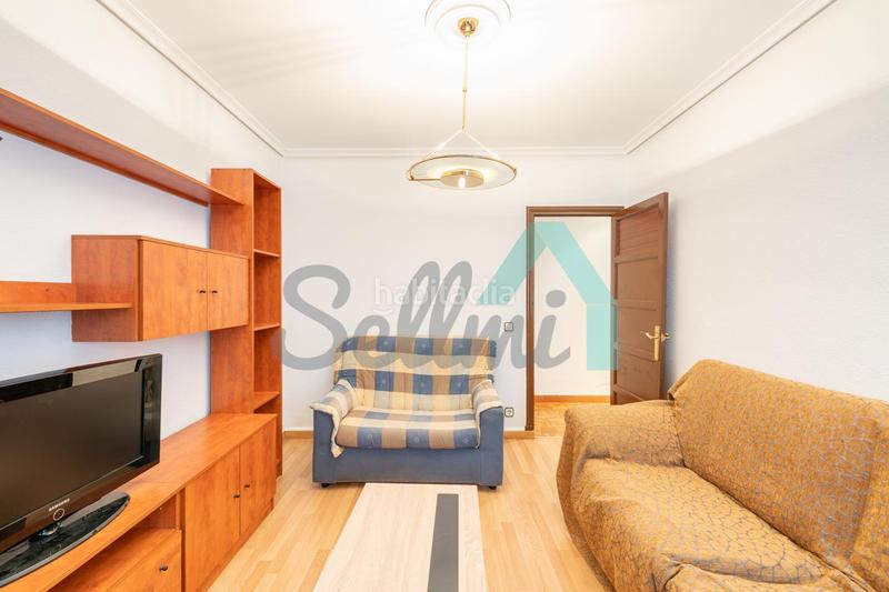Foto fbce346c-ba72-496f-9c58-48adc4bb36cb. Rent flat with heating in Ciudad Naranco - Prados de La Fuente Oviedo