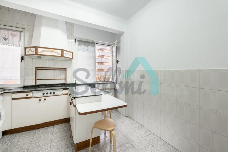 Foto 7a88ce22-a49b-46d8-9c54-c55bdb90cbd3. Alquiler piso en Ciudad Naranco - Prados de La Fuente Oviedo