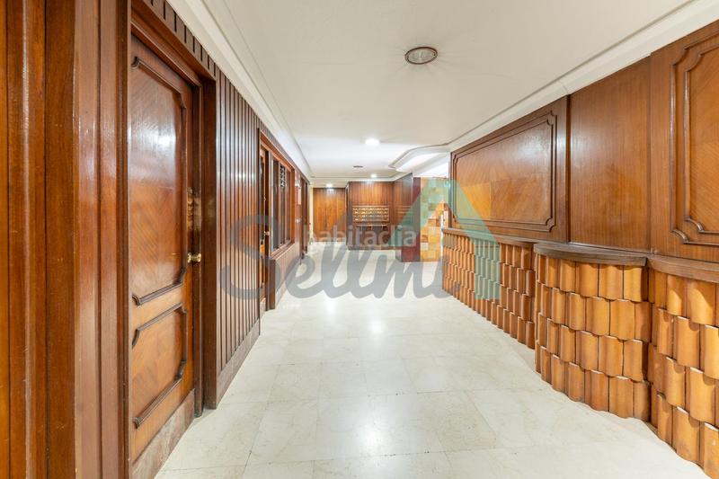 Foto 7ee2bdf2-80b8-4503-93f0-88e34f607001. Etagenwohnung mit heizung in Milán - Pumarín Oviedo