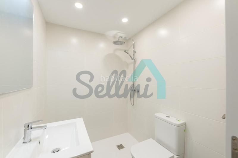 Foto 9f91daf9-8770-4617-a8df-edc643ea35c0. Etagenwohnung mit heizung in Milán - Pumarín Oviedo