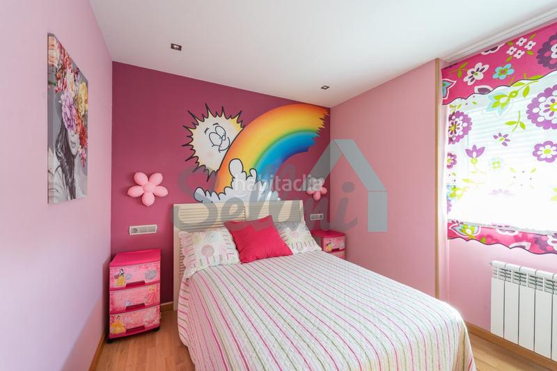 Foto 3b216ff7-2356-4b41-a365-e7304854bed5. Casa aparellada amb calefacció piscina a Santa María del Mar - El Puerto Castrillón