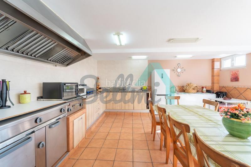 Foto 4e137325-9f3a-4784-ad1e-1d413d0a3552. Casa aparellada amb calefacció piscina a Santa María del Mar - El Puerto Castrillón