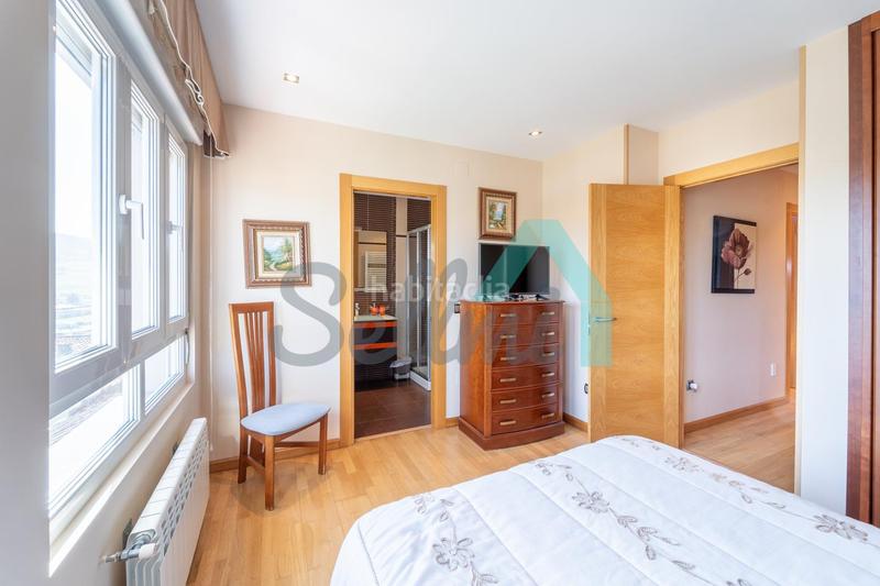 Foto cdcf0703-7d52-4819-b3d1-8eaaec2da5a9. Casa aparellada amb calefacció piscina a Santa María del Mar - El Puerto Castrillón