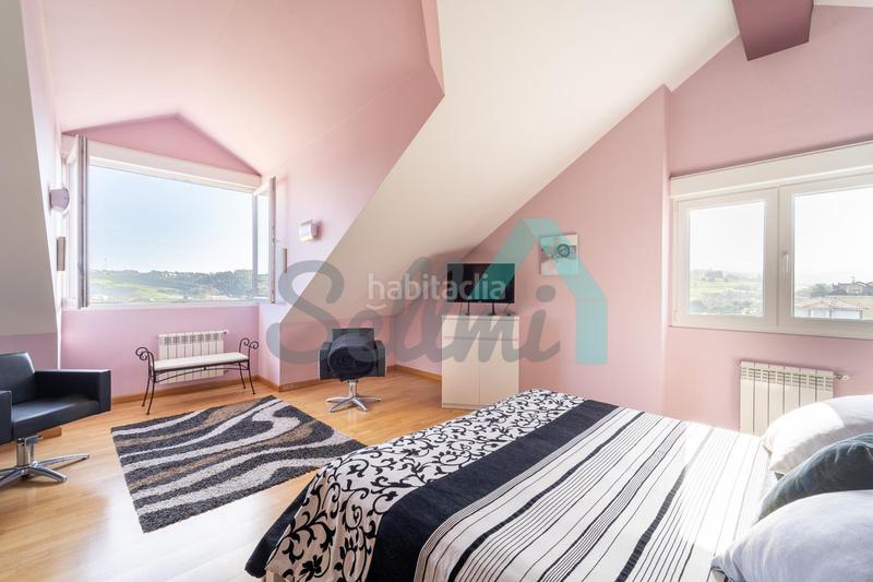 Foto edf355fc-4ef9-4c7d-bcca-9404593b132c. Casa aparellada amb calefacció piscina a Santa María del Mar - El Puerto Castrillón