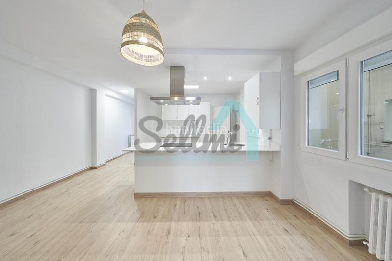 Foto 50421b3d-b9a1-48f8-bb7a-e2221df177c8. Location appartement avec chauffage dans Centro Avilés