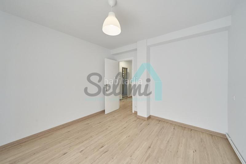 Foto cc58c6dd-d73e-4bda-a33c-aaea23cdcab3. Location appartement avec chauffage dans Centro Avilés