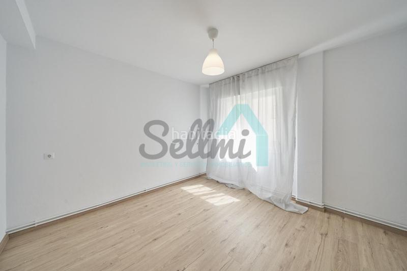 Foto cf9cf395-861e-4b9a-8bee-9ca095559982. Location appartement avec chauffage dans Centro Avilés