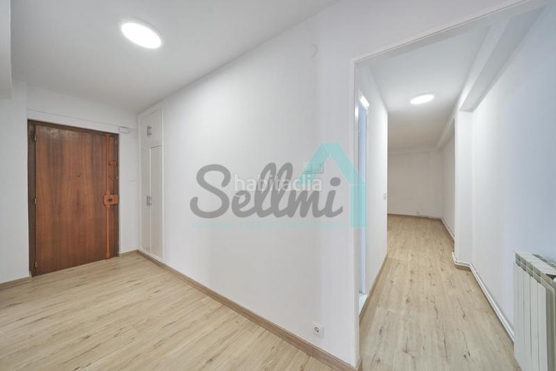 Foto f14f39a6-9a9b-4852-ae22-05917486ecf0. Location appartement avec chauffage dans Centro Avilés