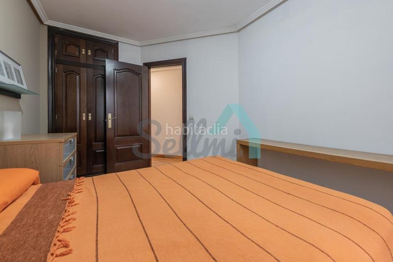 Foto 3df2c7cc-859c-475e-b9e1-23d61aceb925. Location appartement avec chauffage parking dans Auditorio - Seminario - Parque de Invierno Oviedo