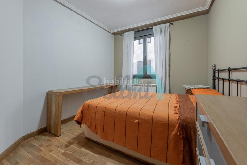 Foto 474b9686-30cc-4856-959a-5fabe87a6fa7. Location appartement avec chauffage parking dans Auditorio - Seminario - Parque de Invierno Oviedo