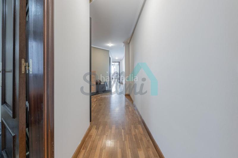 Foto c207c3cc-3b6f-4fb5-b3fe-7ab3d3863515. Location appartement avec chauffage parking dans Auditorio - Seminario - Parque de Invierno Oviedo