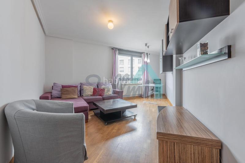 Foto f2e00a7e-ca81-41b7-ae7e-af67173a21d7. Location appartement avec chauffage parking dans Auditorio - Seminario - Parque de Invierno Oviedo