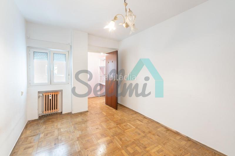 Foto b93fad0b-c10f-4952-9ee7-4b7bf3dba5dd. Piso en Salesas - Foncalada - Campoamor Oviedo