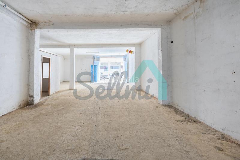 Foto 86a71dc2-69fc-4ba6-9efc-067ae834dab9. Lloguer local comercial a Llanera