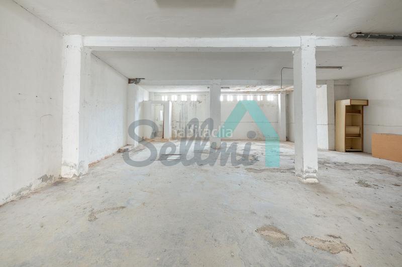 Foto b93be06b-5e9d-457b-a3d3-bff05584725b. Lloguer local comercial a Llanera