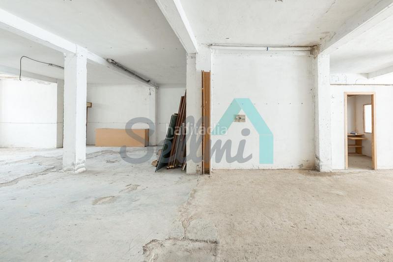 Foto e00c551d-3a0b-4e42-bcf7-ed24767408f1. Lloguer local comercial a Llanera