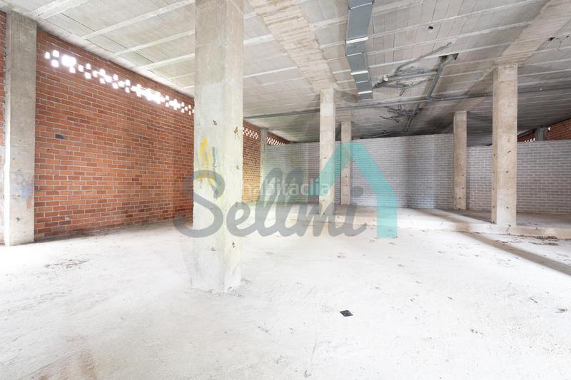 Foto 4f0d6f6f-b636-48ca-860a-c0653baa3f91. Alquiler local comercial en La Florida Oviedo