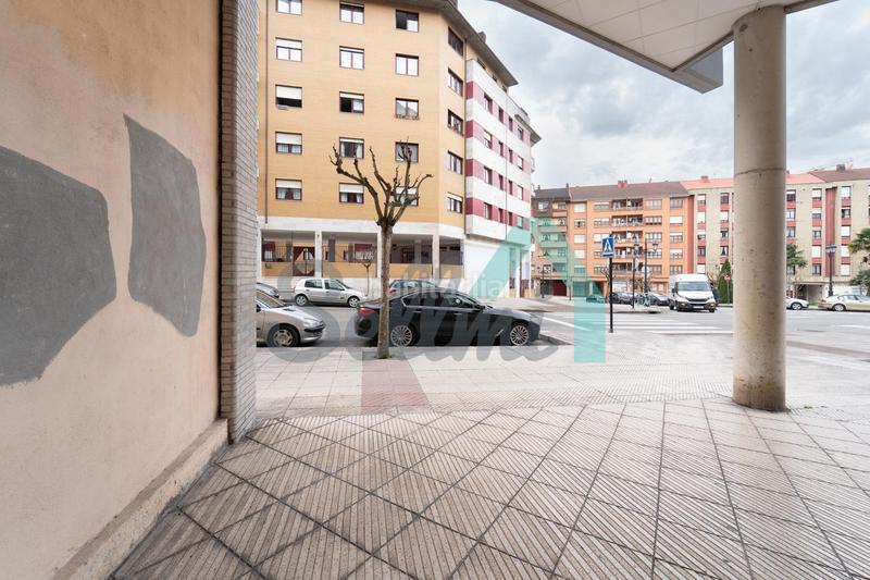 Foto 8d84106c-e7b7-4231-838e-aceecfae45ff. Alquiler local comercial en La Florida Oviedo