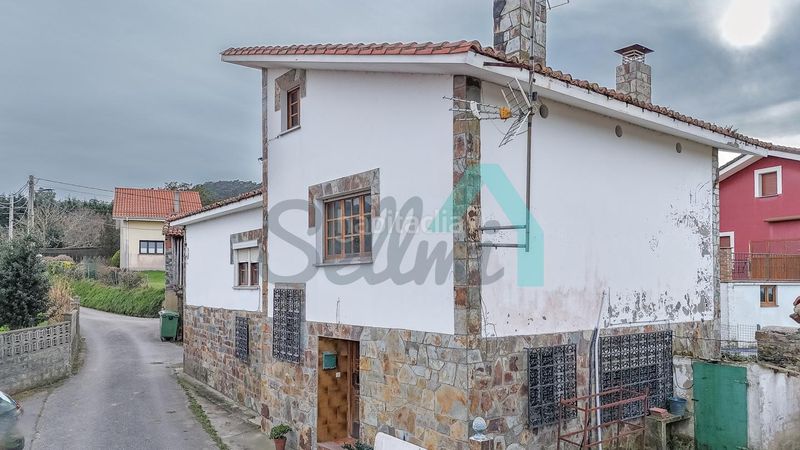 Foto 4f6c6fab-84ea-4c33-b3dd-01c28bf15e38. Casa amb aparcament a Cudillero