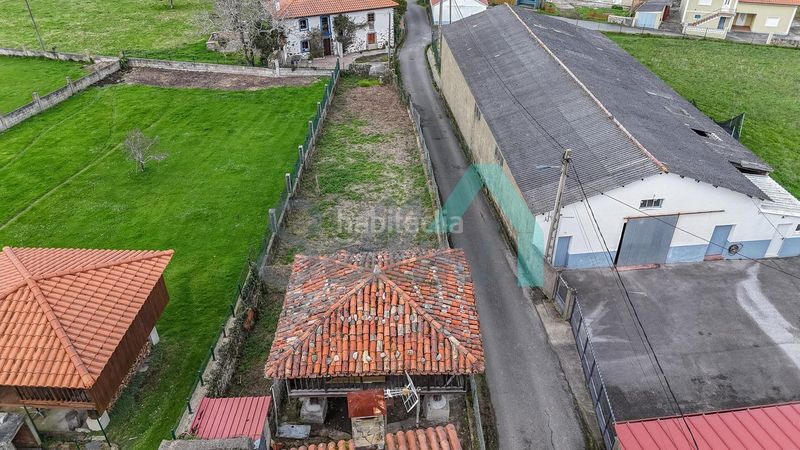 Foto 51c252a1-dc22-4520-aedb-e3a928cd4af1. Casa amb aparcament a Cudillero