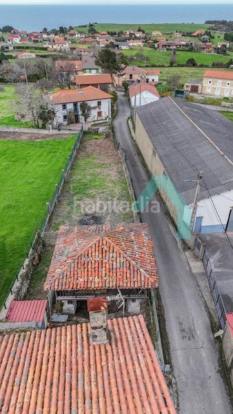 Foto 6ed8b6a6-4f3f-4ee3-be11-3802c069a5dc. Casa amb aparcament a Cudillero