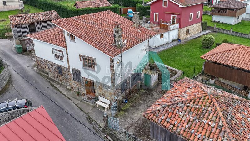 Foto a1344a15-e72d-4af0-9326-d93ec0a395fb. Casa amb aparcament a Cudillero