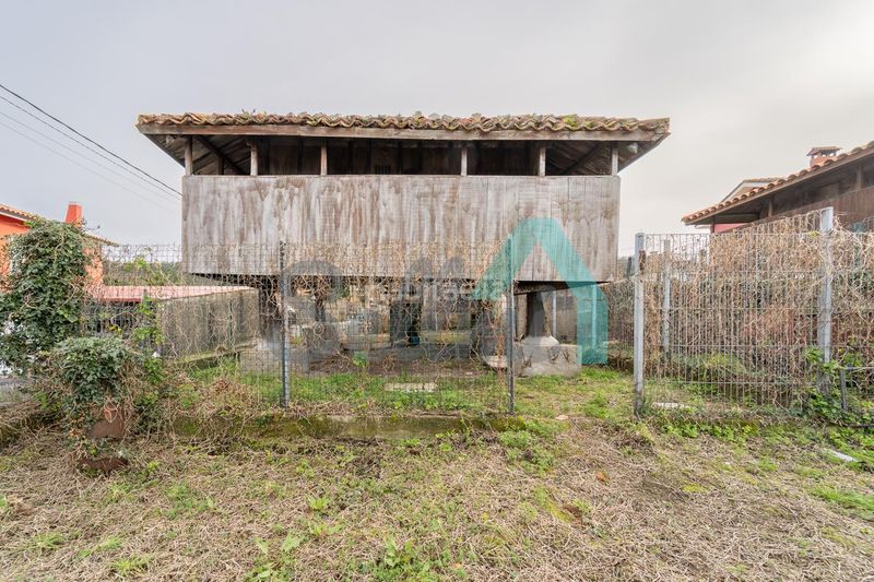 Foto bd93ebd9-34b5-4614-b44c-c6106a4e92c5. Casa amb aparcament a Cudillero