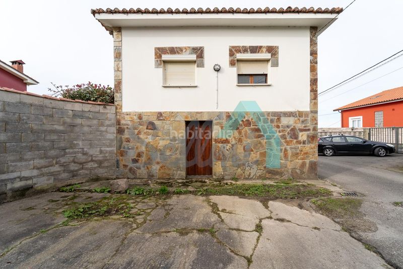Foto bfae7333-32c6-4a90-90be-757d1f0cc0a1. Casa amb aparcament a Cudillero