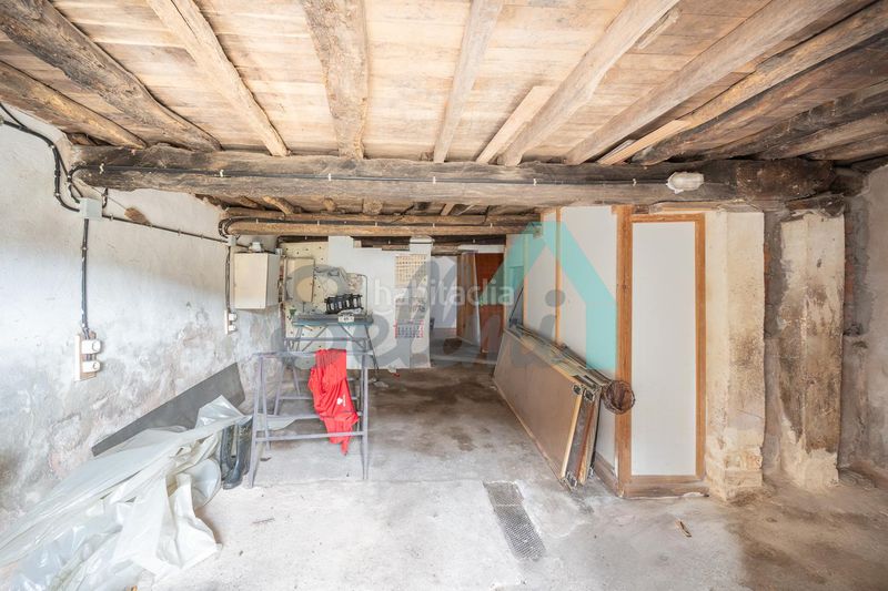 Foto f5b95c66-5754-4369-87a0-5a8548dedd9c. Casa amb aparcament a Cudillero
